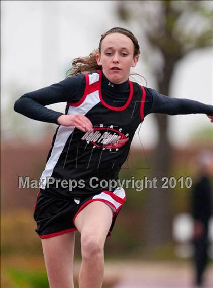 Thumbnail 3 in Hamline Elite Meet (Girls Triple Jump) photogallery.