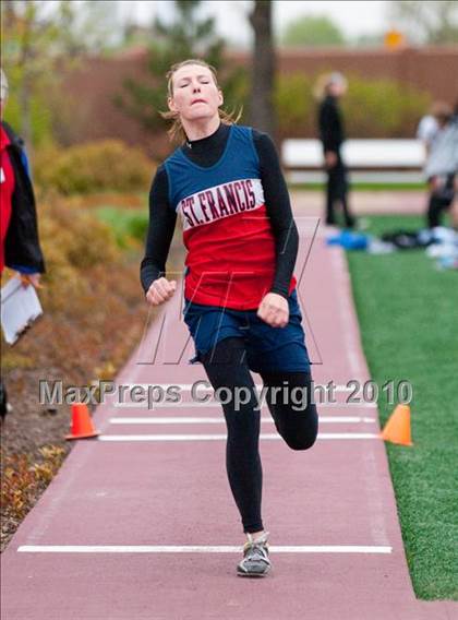 Thumbnail 1 in Hamline Elite Meet (Girls Triple Jump) photogallery.
