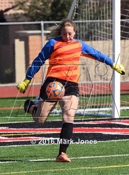 Thumbnail 2 in Anthem Prep vs. Tanque Verde (AIA D4 Final) photogallery.