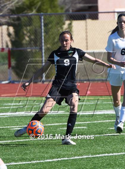 Thumbnail 3 in Anthem Prep vs. Tanque Verde (AIA D4 Final) photogallery.