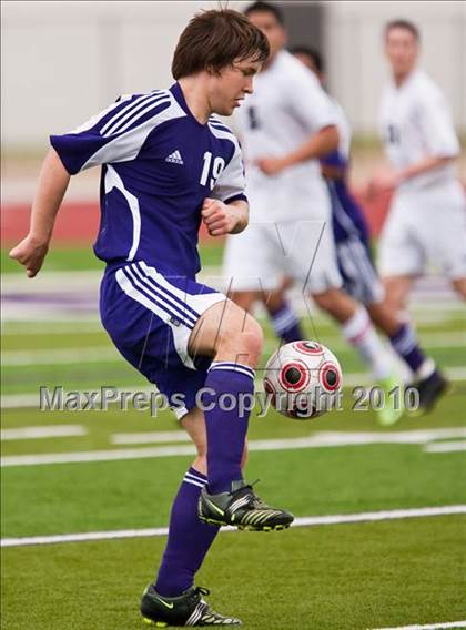 Thumbnail 2 in Angleton vs Terry (Angleton Wildcat Invitational) photogallery.