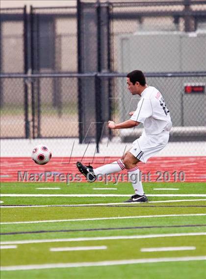 Thumbnail 2 in Angleton vs Terry (Angleton Wildcat Invitational) photogallery.