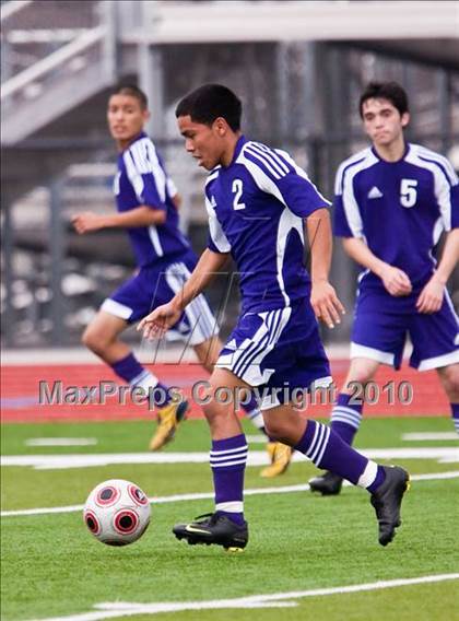 Thumbnail 3 in Angleton vs Terry (Angleton Wildcat Invitational) photogallery.