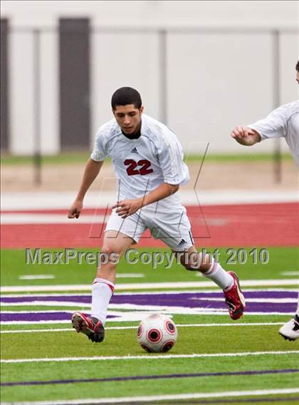 Thumbnail 2 in Angleton vs Terry (Angleton Wildcat Invitational) photogallery.