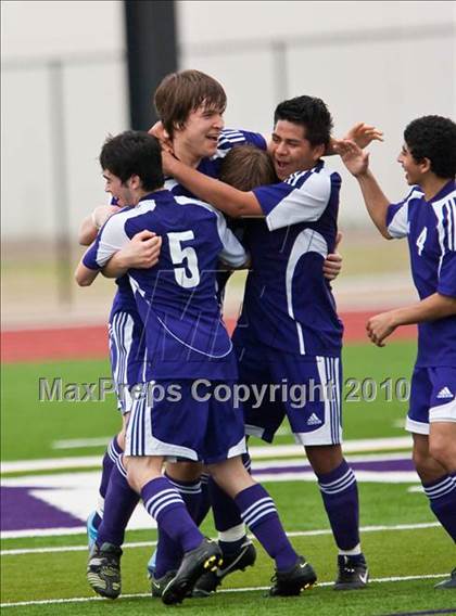 Thumbnail 3 in Angleton vs Terry (Angleton Wildcat Invitational) photogallery.