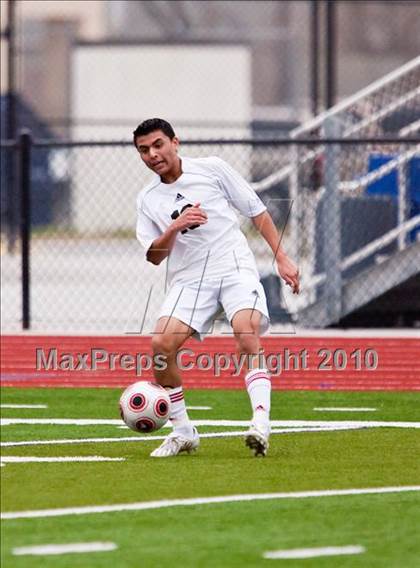 Thumbnail 2 in Angleton vs Terry (Angleton Wildcat Invitational) photogallery.