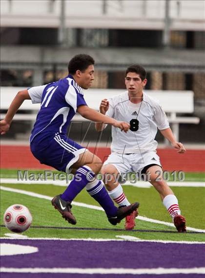 Thumbnail 2 in Angleton vs Terry (Angleton Wildcat Invitational) photogallery.
