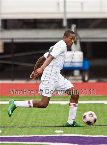 Thumbnail 2 in Angleton vs Terry (Angleton Wildcat Invitational) photogallery.