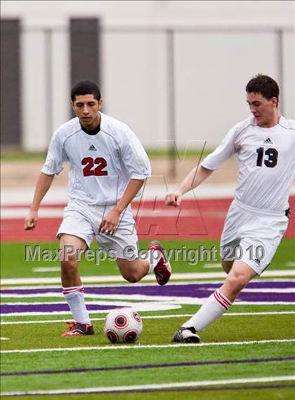 Thumbnail 3 in Angleton vs Terry (Angleton Wildcat Invitational) photogallery.