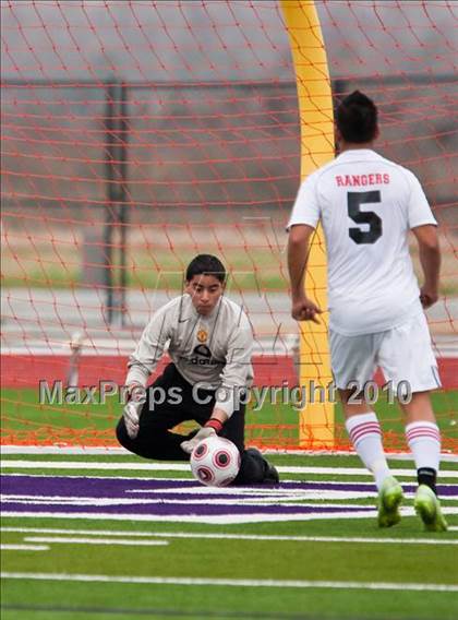 Thumbnail 2 in Angleton vs Terry (Angleton Wildcat Invitational) photogallery.