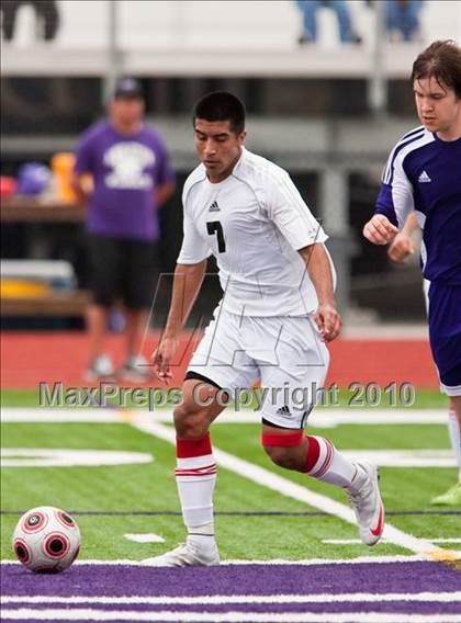Thumbnail 2 in Angleton vs Terry (Angleton Wildcat Invitational) photogallery.