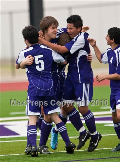 Thumbnail 1 in Angleton vs Terry (Angleton Wildcat Invitational) photogallery.