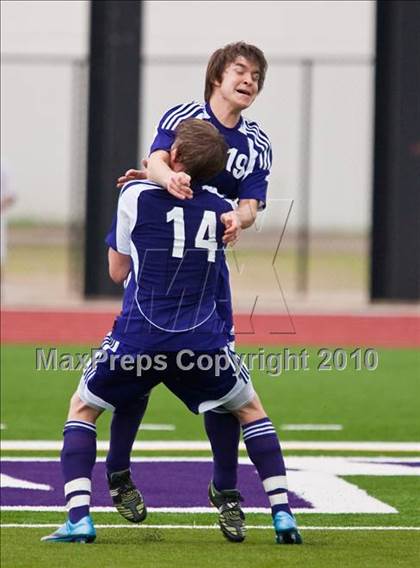 Thumbnail 3 in Angleton vs Terry (Angleton Wildcat Invitational) photogallery.