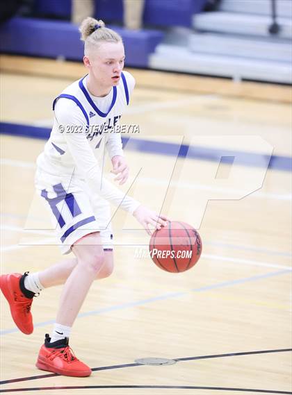 Thumbnail 1 in Far Northeast Warriors @ Hinkley photogallery.