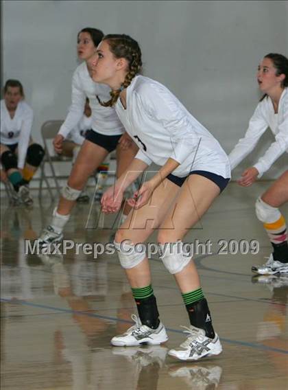 Thumbnail 3 in Pleasant Grove vs. Chavez (Edison Viking Classic) photogallery.