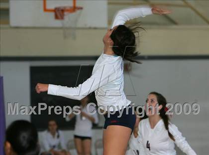 Thumbnail 3 in Pleasant Grove vs. Chavez (Edison Viking Classic) photogallery.