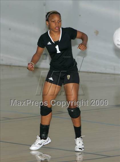 Thumbnail 1 in Pleasant Grove vs. Chavez (Edison Viking Classic) photogallery.