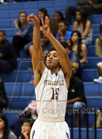 Thumbnail 3 in McNeil @ Pflugerville photogallery.