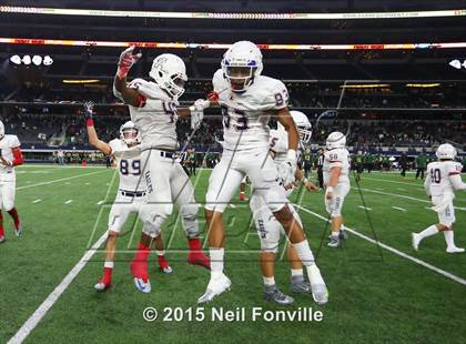 Thumbnail 1 in Allen vs. DeSoto (UIL 6A D1 Area Playoff) photogallery.