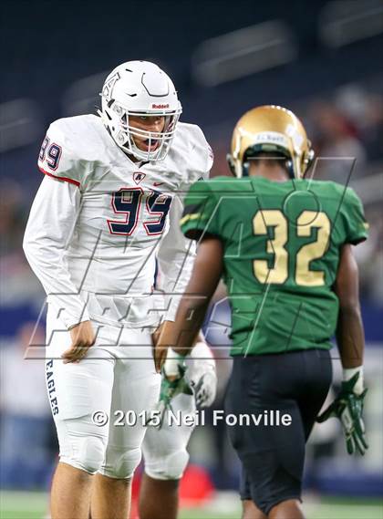 Thumbnail 2 in Allen vs. DeSoto (UIL 6A D1 Area Playoff) photogallery.