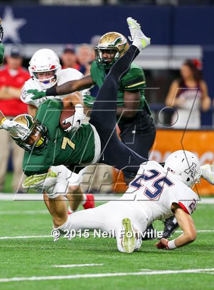 Thumbnail 3 in Allen vs. DeSoto (UIL 6A D1 Area Playoff) photogallery.