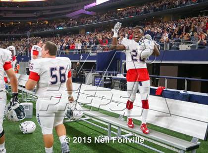 Thumbnail 3 in Allen vs. DeSoto (UIL 6A D1 Area Playoff) photogallery.