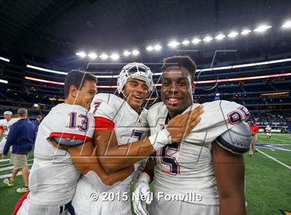 Thumbnail 2 in Allen vs. DeSoto (UIL 6A D1 Area Playoff) photogallery.