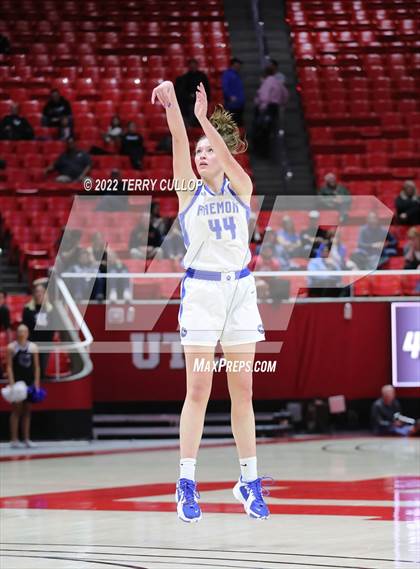 Thumbnail 3 in Bingham vs. Fremont (UHSAA 6A Quarterfinal) photogallery.