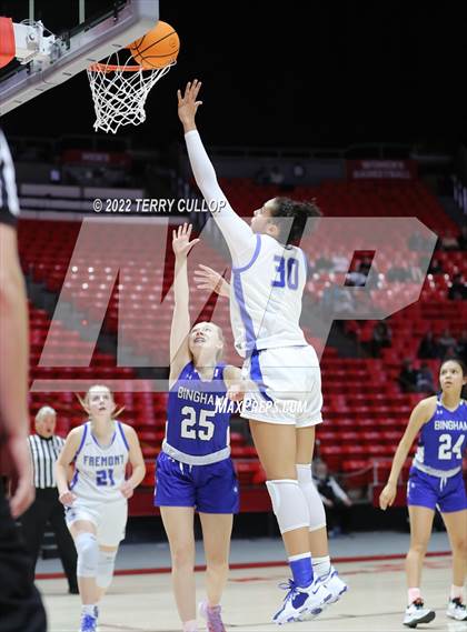 Thumbnail 2 in Bingham vs. Fremont (UHSAA 6A Quarterfinal) photogallery.