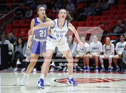 Thumbnail 2 in Bingham vs. Fremont (UHSAA 6A Quarterfinal) photogallery.