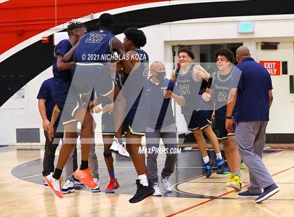 Thumbnail 2 in Westchester vs. Birmingham (CIF LAC Open Finals) photogallery.