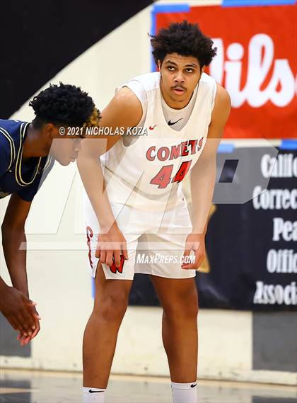 Thumbnail 3 in Westchester vs. Birmingham (CIF LAC Open Finals) photogallery.