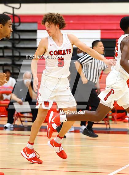 Thumbnail 2 in Westchester vs. Birmingham (CIF LAC Open Finals) photogallery.