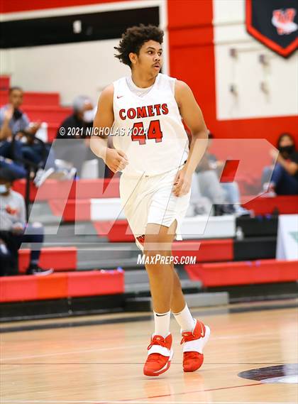 Thumbnail 1 in Westchester vs. Birmingham (CIF LAC Open Finals) photogallery.