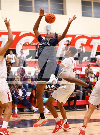 Thumbnail 3 in Westchester vs. Birmingham (CIF LAC Open Finals) photogallery.