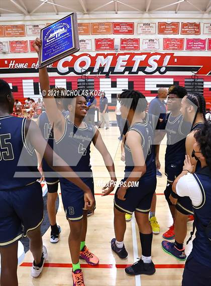 Thumbnail 3 in Westchester vs. Birmingham (CIF LAC Open Finals) photogallery.