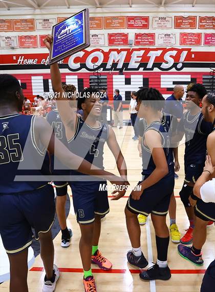 Thumbnail 2 in Westchester vs. Birmingham (CIF LAC Open Finals) photogallery.