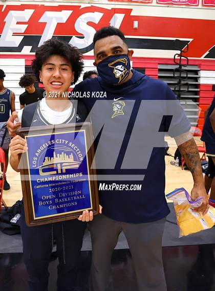 Thumbnail 3 in Westchester vs. Birmingham (CIF LAC Open Finals) photogallery.