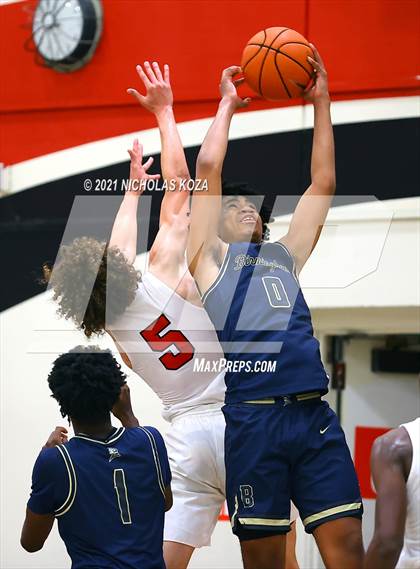 Thumbnail 2 in Westchester vs. Birmingham (CIF LAC Open Finals) photogallery.