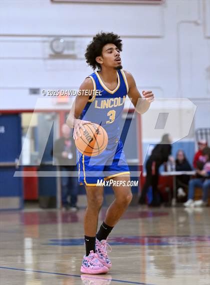 Thumbnail 3 in Lincoln @ Mira Loma photogallery.