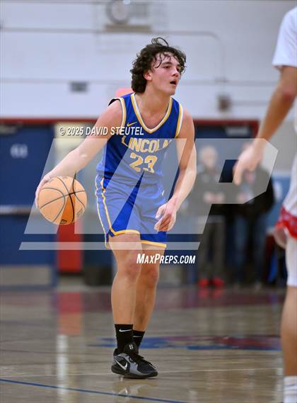 Thumbnail 1 in Lincoln @ Mira Loma photogallery.