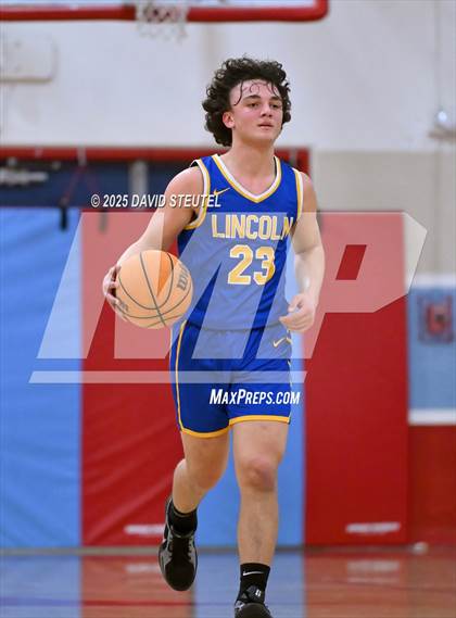 Thumbnail 3 in Lincoln @ Mira Loma photogallery.
