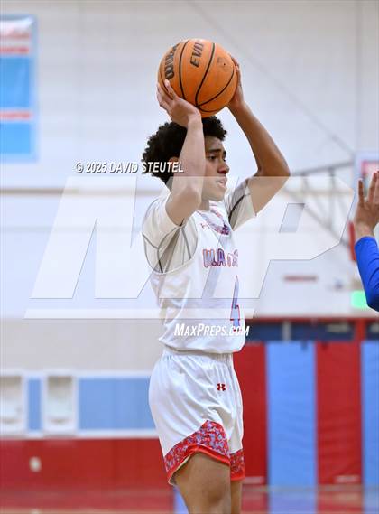 Thumbnail 3 in Lincoln @ Mira Loma photogallery.