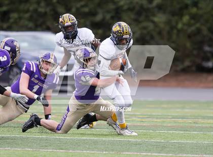 Thumbnail 3 in Farrell vs Bishop Guilfoyle  (PIAA 1A Championship) photogallery.
