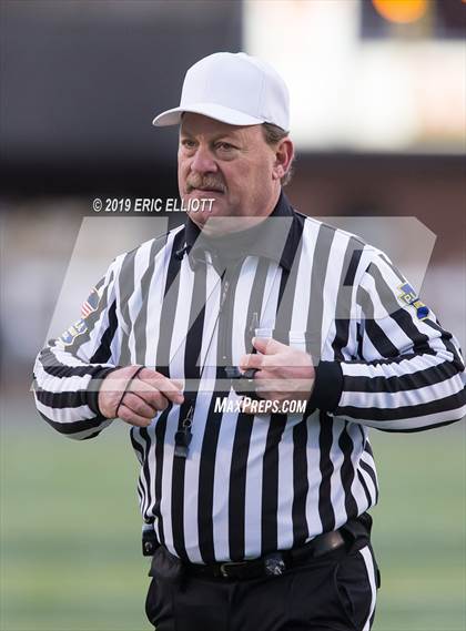 Thumbnail 1 in Farrell vs Bishop Guilfoyle  (PIAA 1A Championship) photogallery.