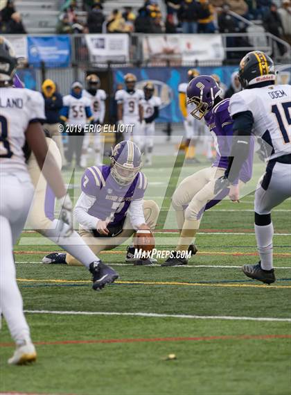 Thumbnail 3 in Farrell vs Bishop Guilfoyle  (PIAA 1A Championship) photogallery.