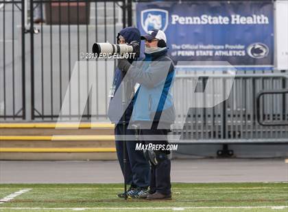 Thumbnail 2 in Farrell vs Bishop Guilfoyle  (PIAA 1A Championship) photogallery.