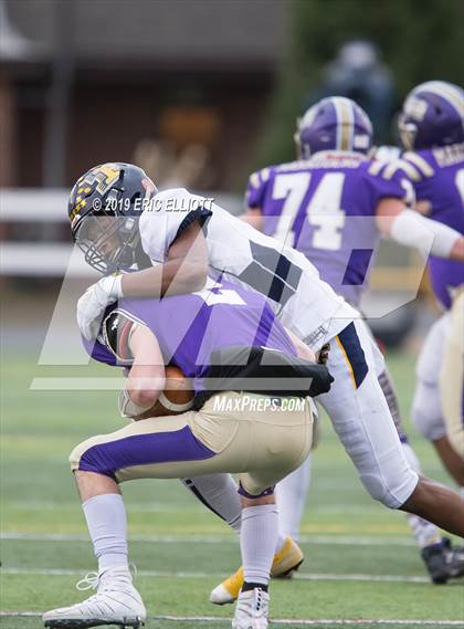 Thumbnail 3 in Farrell vs Bishop Guilfoyle  (PIAA 1A Championship) photogallery.