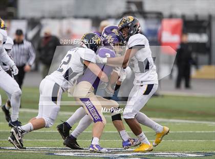 Thumbnail 2 in Farrell vs Bishop Guilfoyle  (PIAA 1A Championship) photogallery.