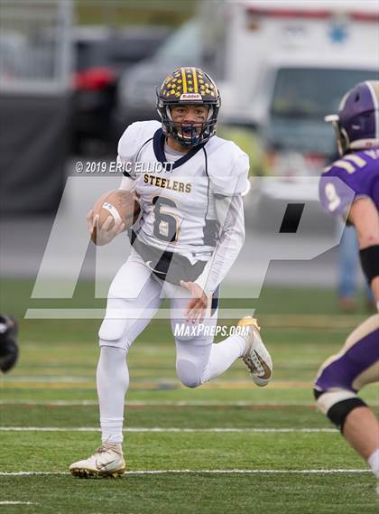 Thumbnail 3 in Farrell vs Bishop Guilfoyle  (PIAA 1A Championship) photogallery.